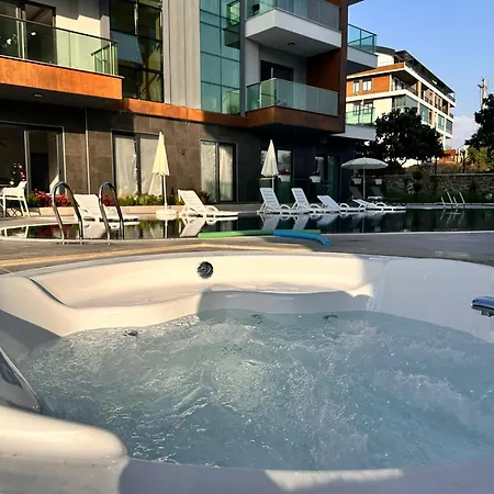 Silence Garden Bir Yatak Odali Apartament Alanya
