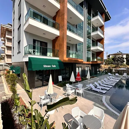 Apartman Silence Garden Suite Bir Yatak Odali Daire